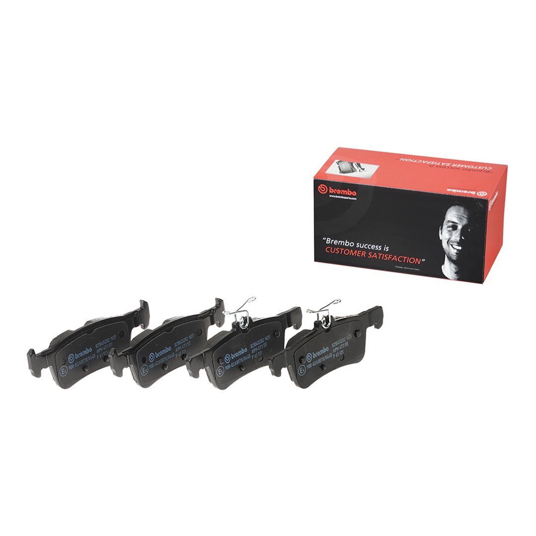 BREMBO Zestaw klocków hamulcowych, hamulce tarczowe P 61 121