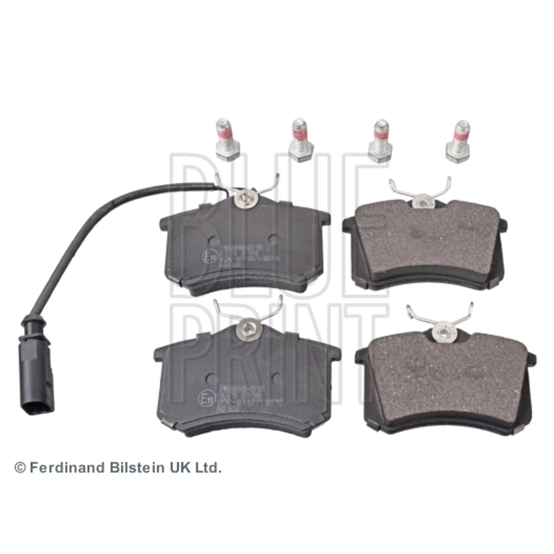 Klocki hamulcowe - komplet BLUE PRINT ADV184240