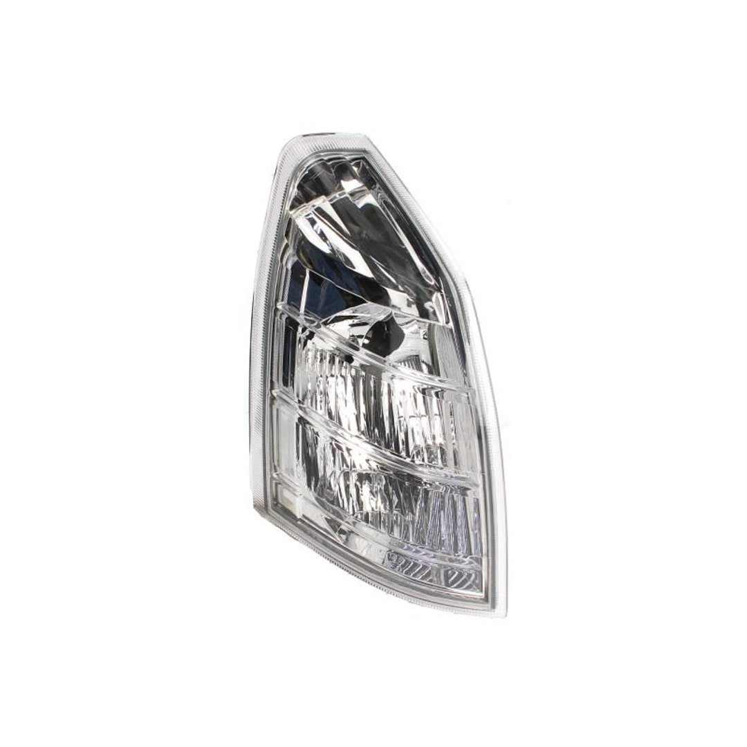 TYC KIERUNKOWSKAZ NISSAN X-TRAIL T30 01 PRAWY 18-0653-01-2 18-0653-01-2