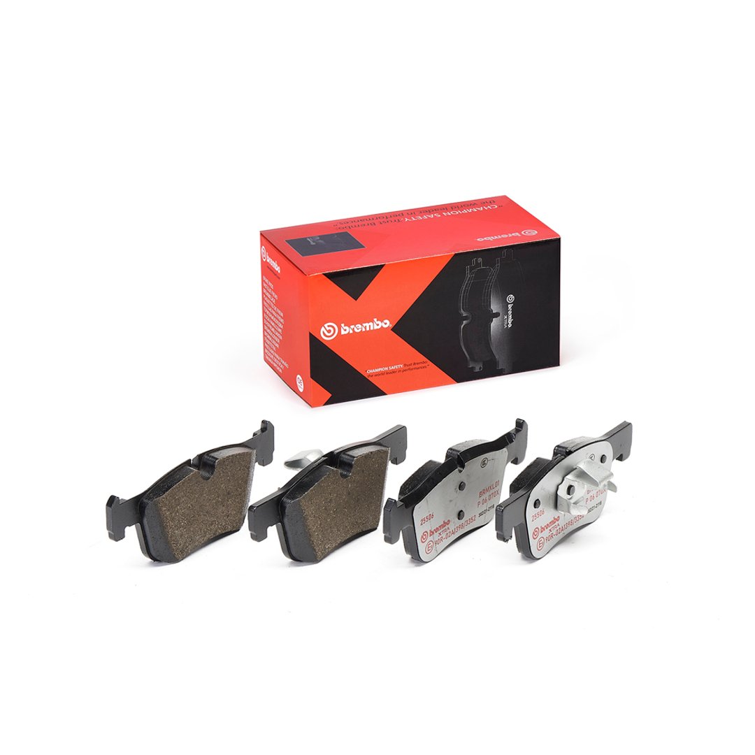 BREMBO Zestaw klocków hamulcowych, hamulce tarczowe P 06 070X P 06 070X