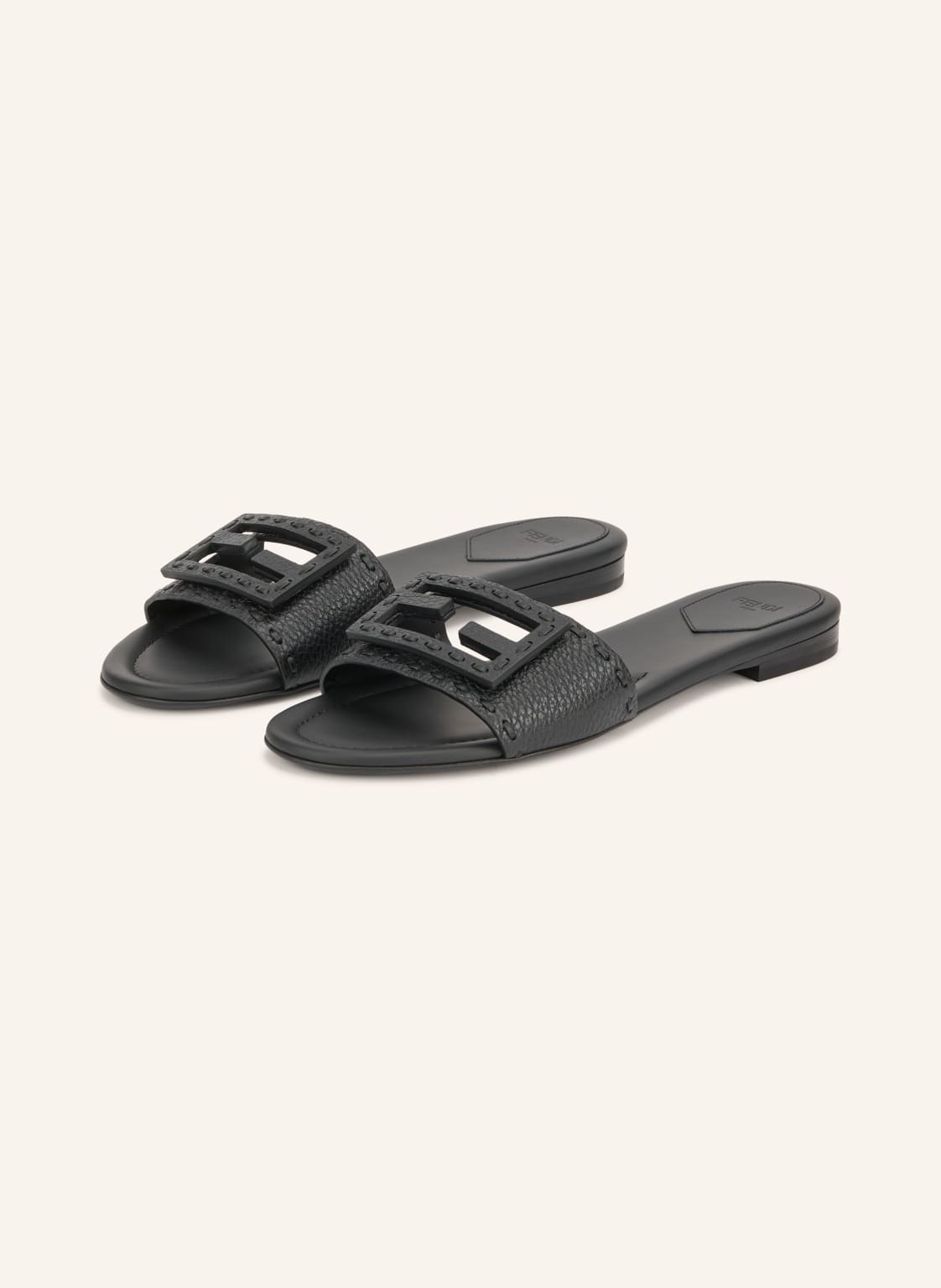 Fendi Klapki schwarz