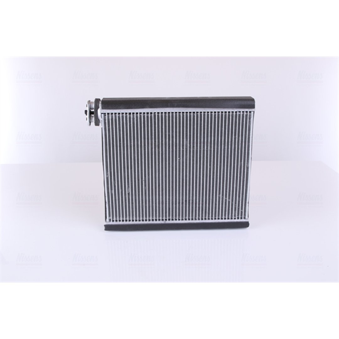Parownik klimatyzacji NISSENS 92365