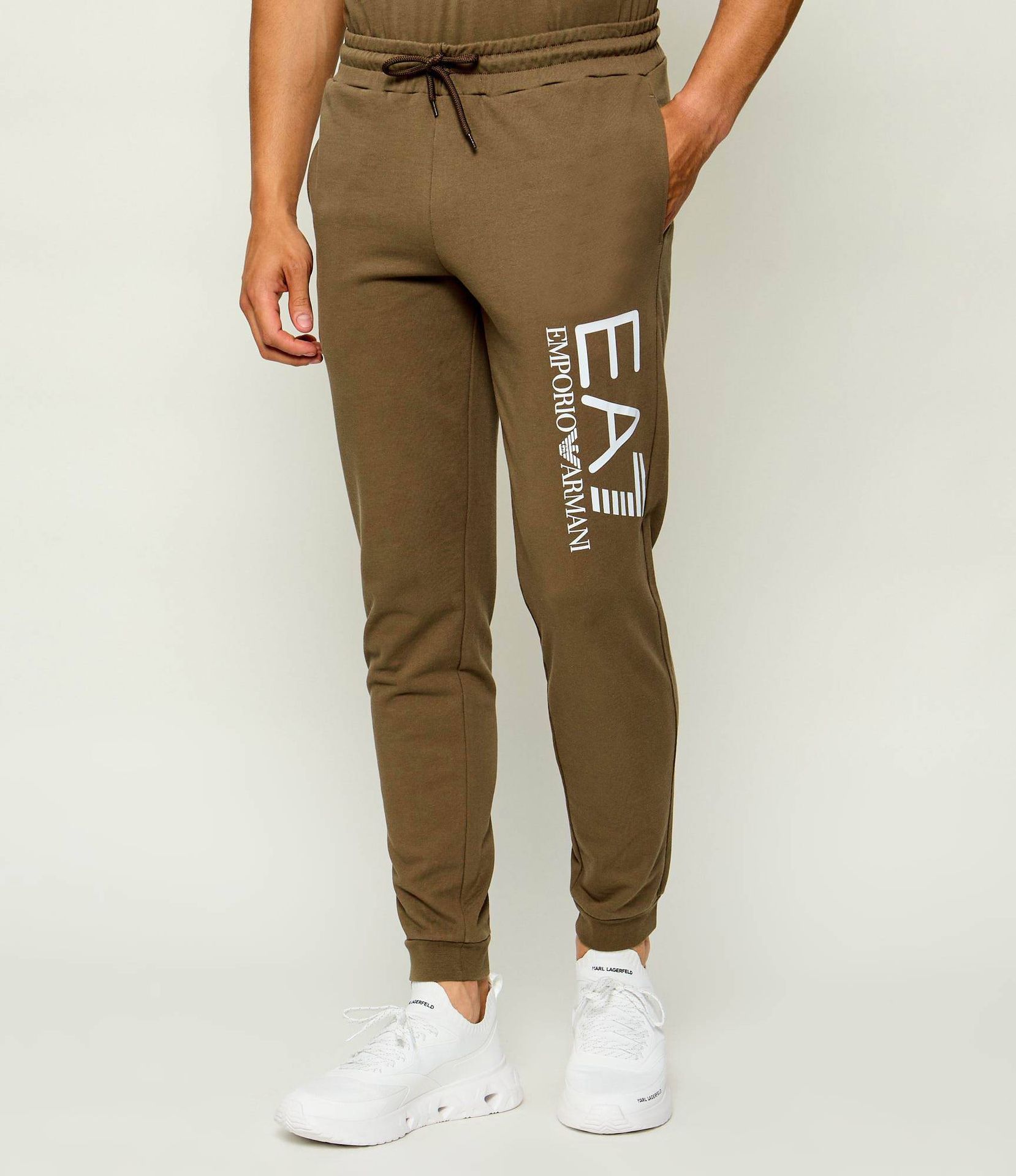 EA7 Spodnie dresowe Slim Fit