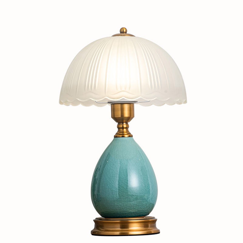 Lampa stołowa w stylu retro z ceramiki, lampka nocna 40cm, tradycyjne zielone szkło, idealna do dekoracji wnętrz.