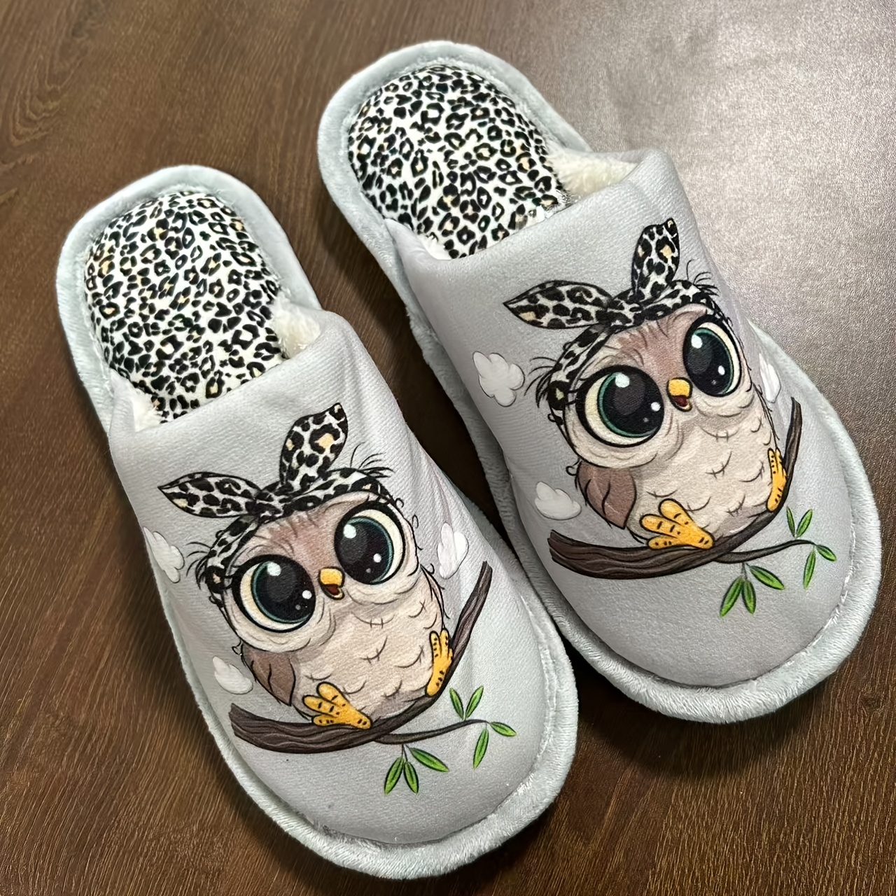 TEMU Urocze i personalizowane kapcie domowe z motywem sowy z kreskówki, z elementami w panterkę, i wygodne, idealne do użytku domowego, buty damskie.
