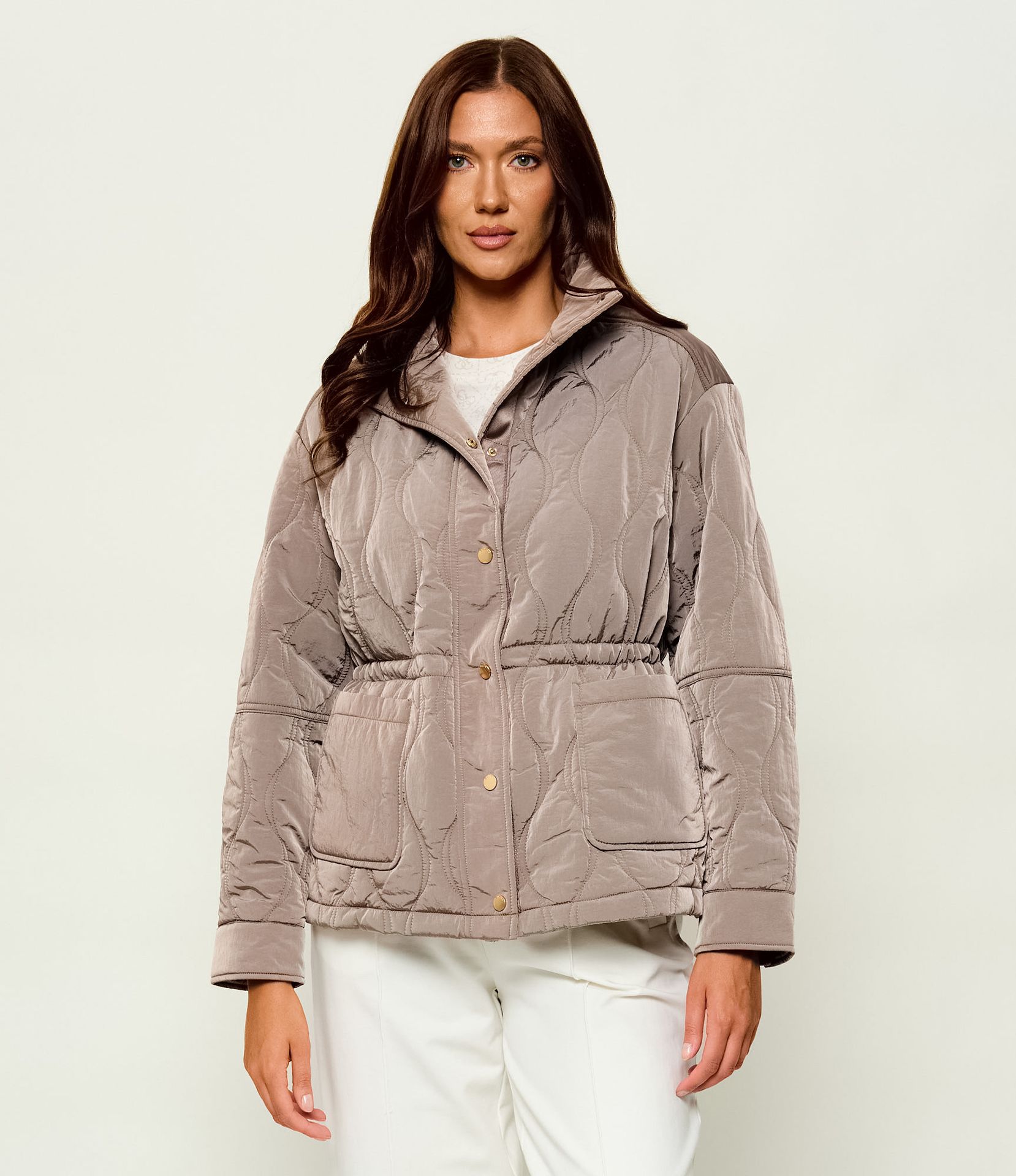 GUESS Kurtka Corinne Relaxed fit