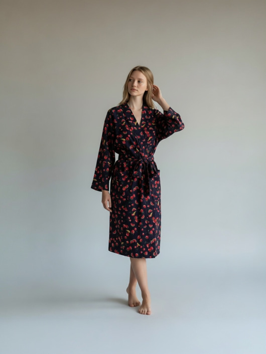 Szlafrok narzutka kimono w owoce na granacie