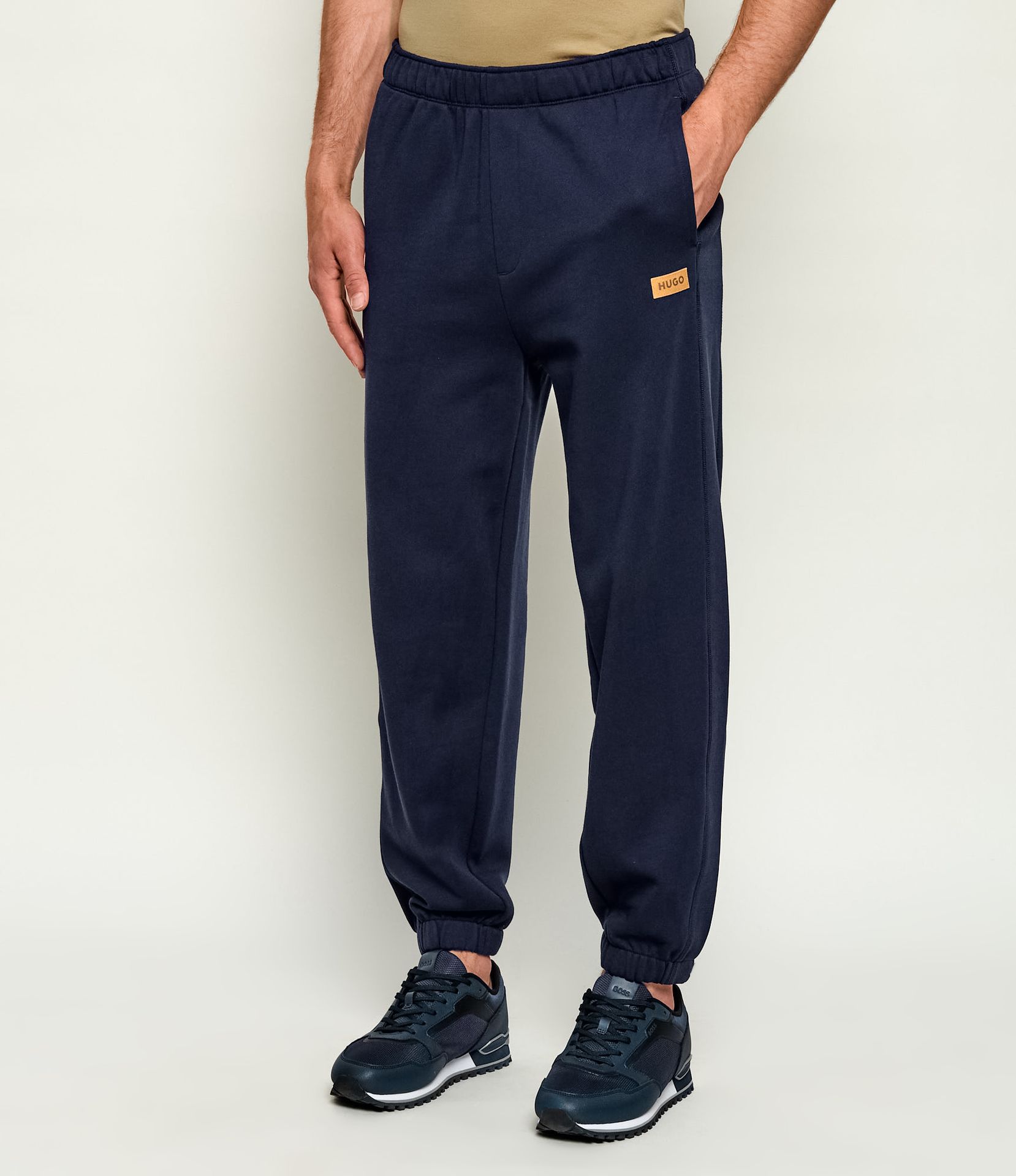 Hugo Blue Spodnie jogger Nevatro Regular Fit