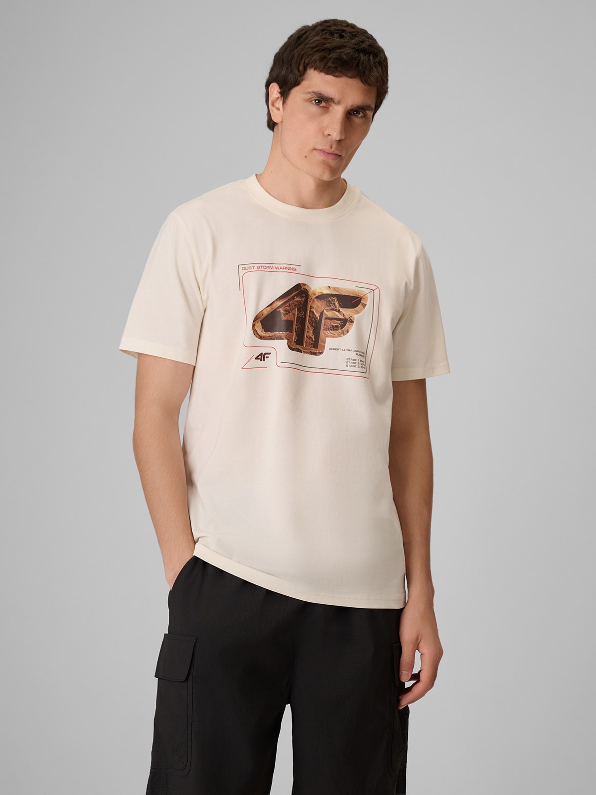 4F T-shirt regular z nadrukiem męski - kremowy XXL