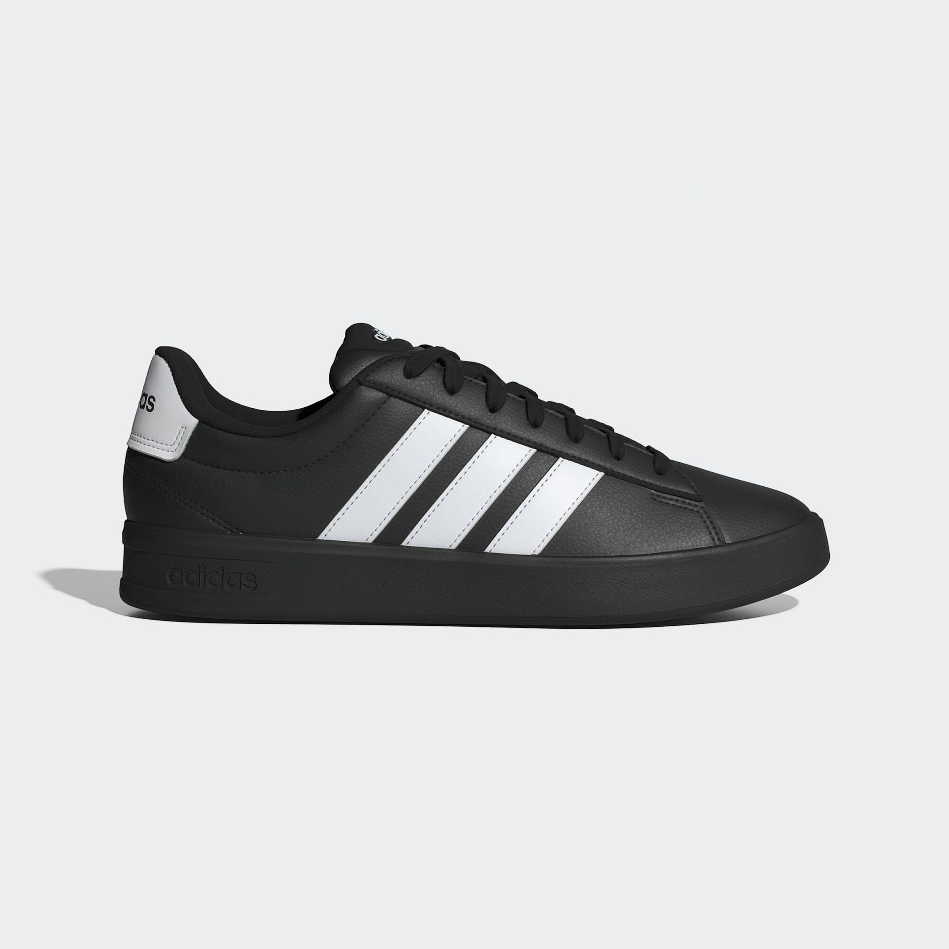 BUTY GRAND COURT 3.0