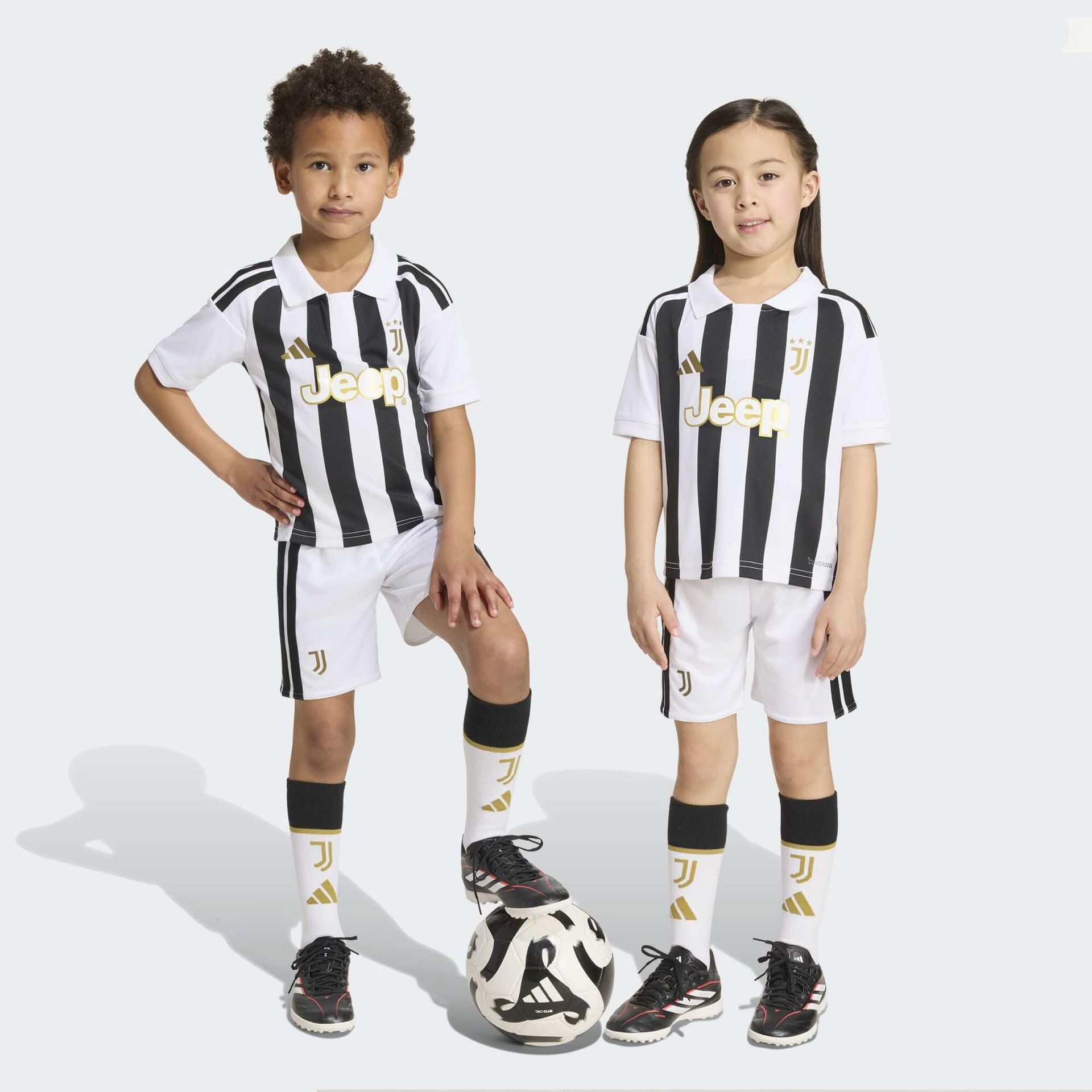 Minizestaw dla dzieci replika ADIDAS Juventus Turyn 26/27 Home
