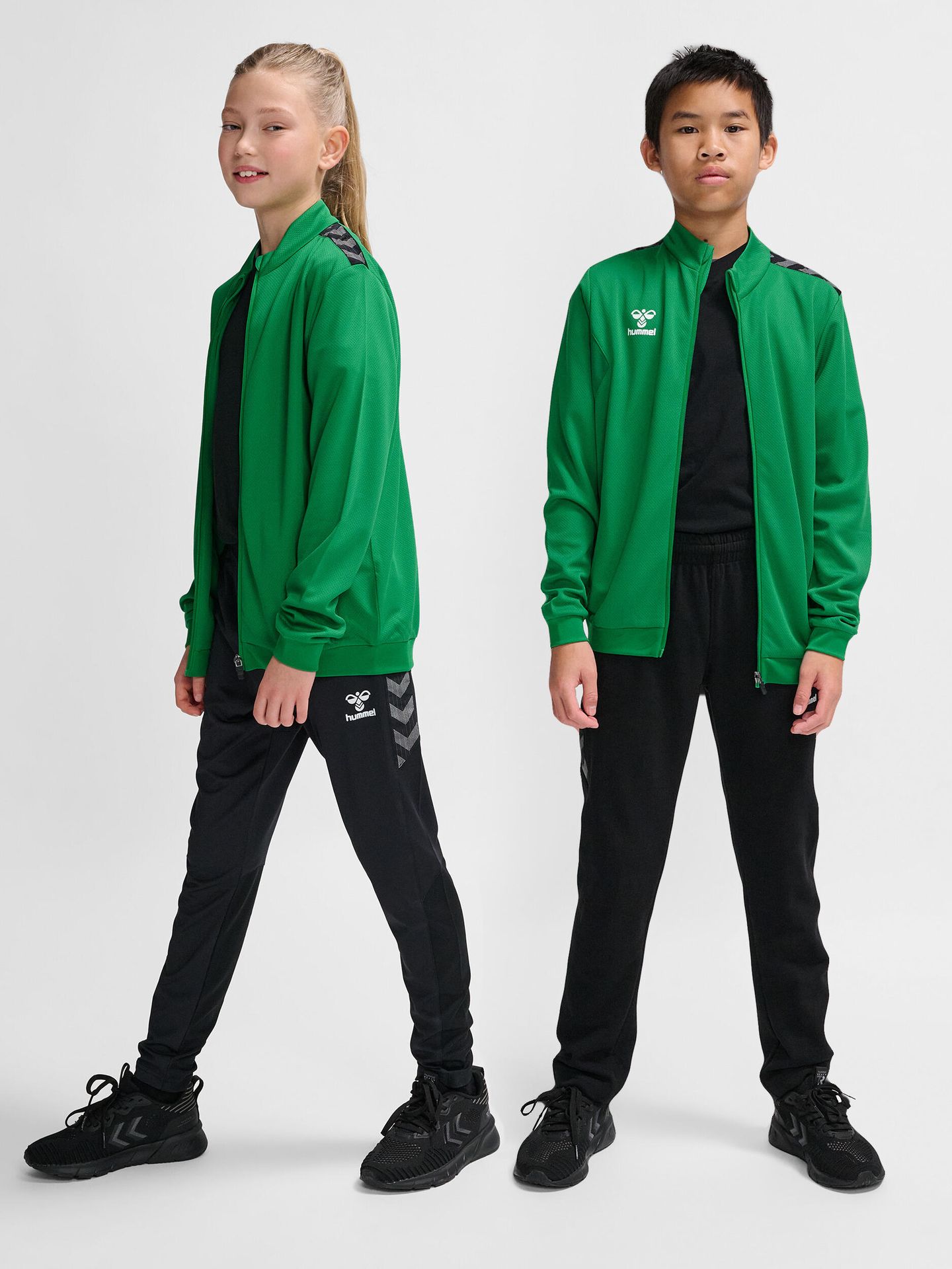 Dziecięca poliestrowa bluza dresowa zapinana na zamek Hummel Authentic