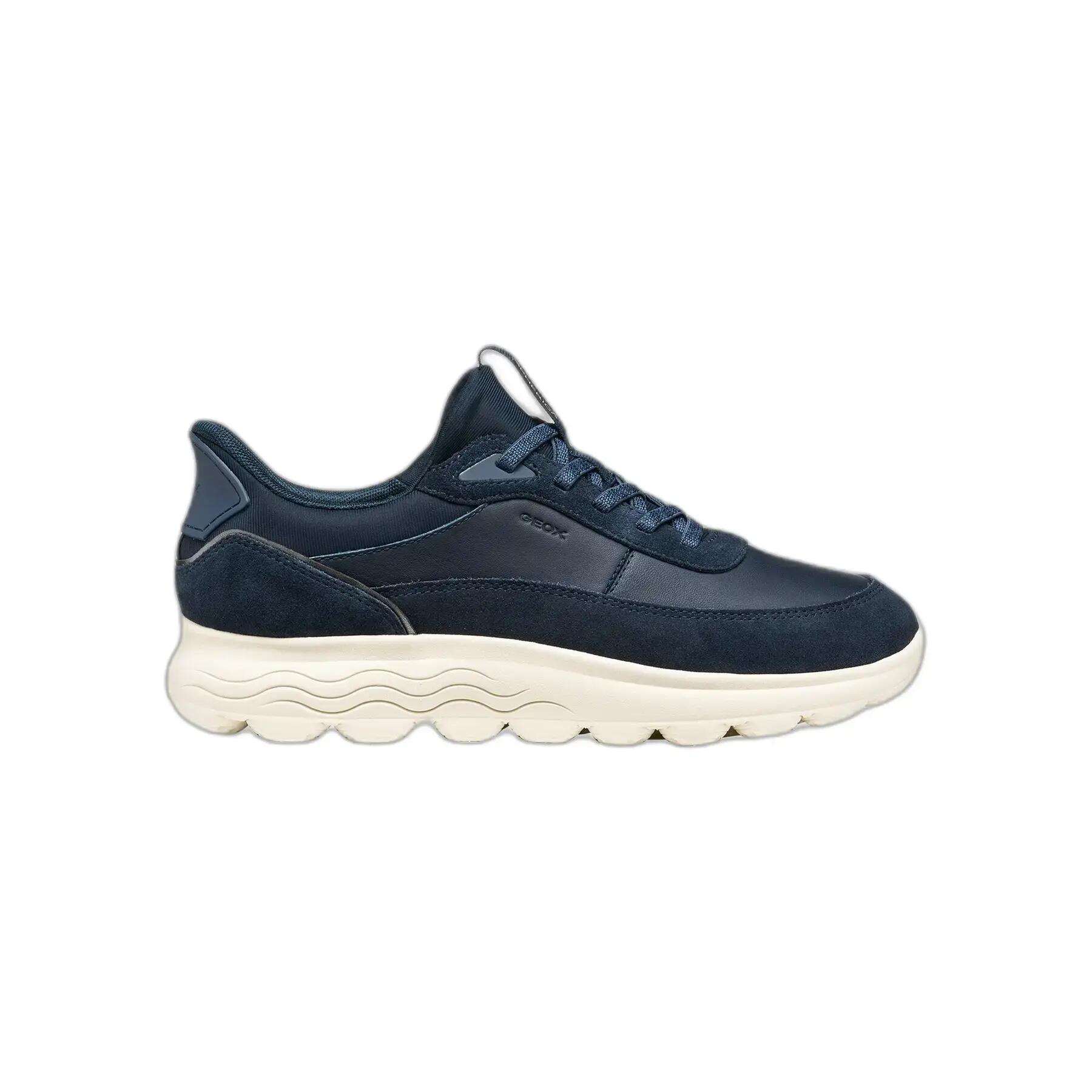 Buty sportowe damskie Geox Spherica Plus