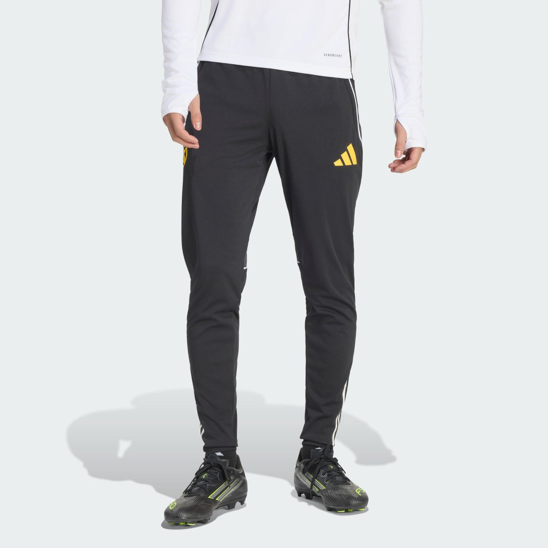 Spodnie treningowe adidas Real Madrid Avengers 25/26 Tiro 25 Competition