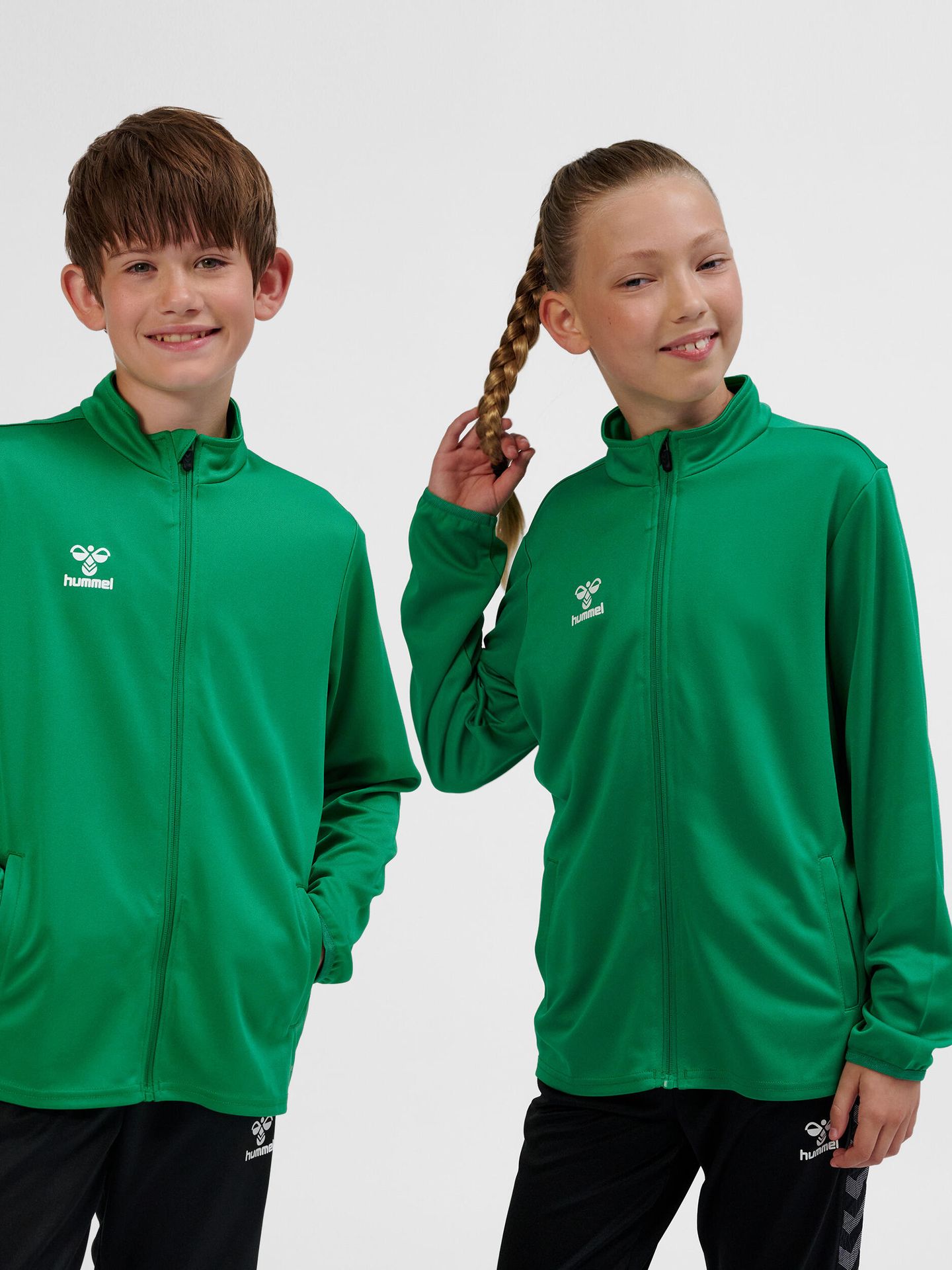 Dziecięca bluza dresowa Hummel Essential