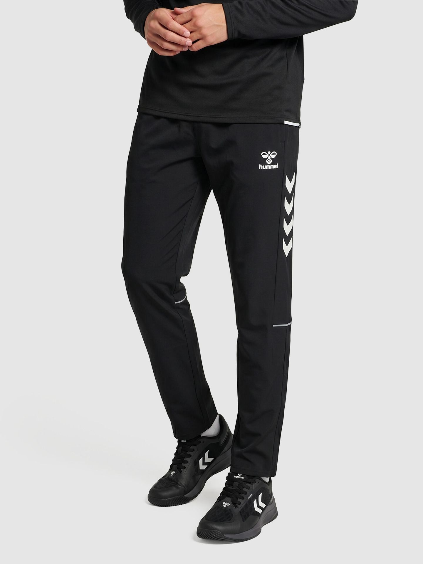 Spodnie dresowe Hummel Core 2.0 Woven