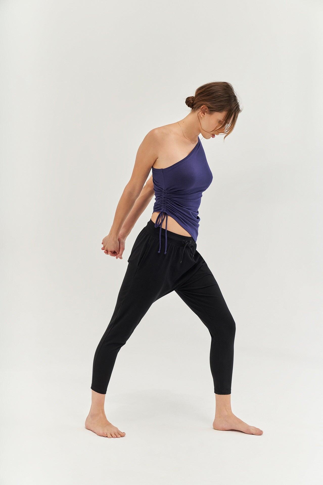 Top do jogi Moonholi One Shoulder String Top na jedno ramię
