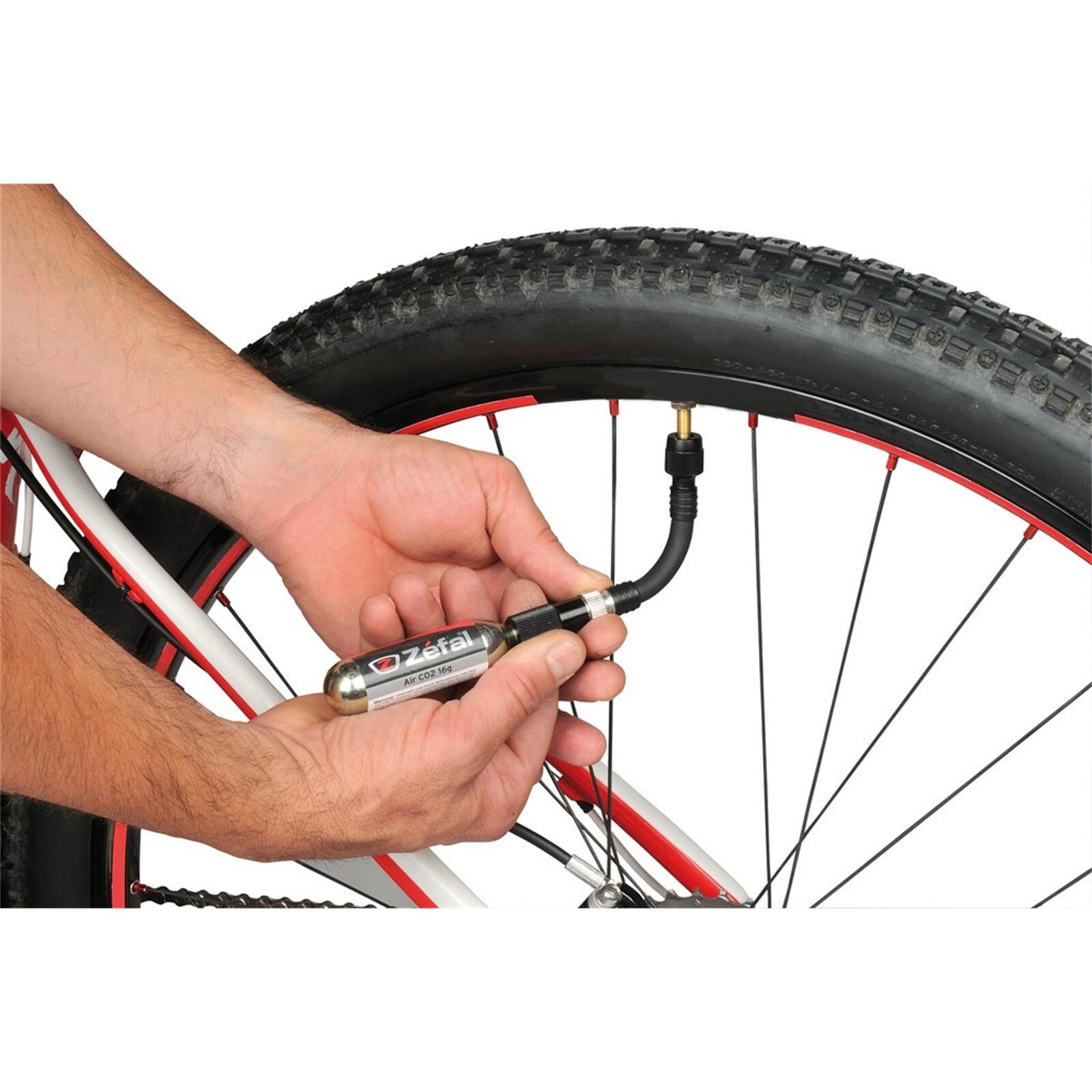 Zefal Pompy pompka na emisję dwutlenku węgla wraz z 16 G kartusz EZ Control, 3570003 CVD503
