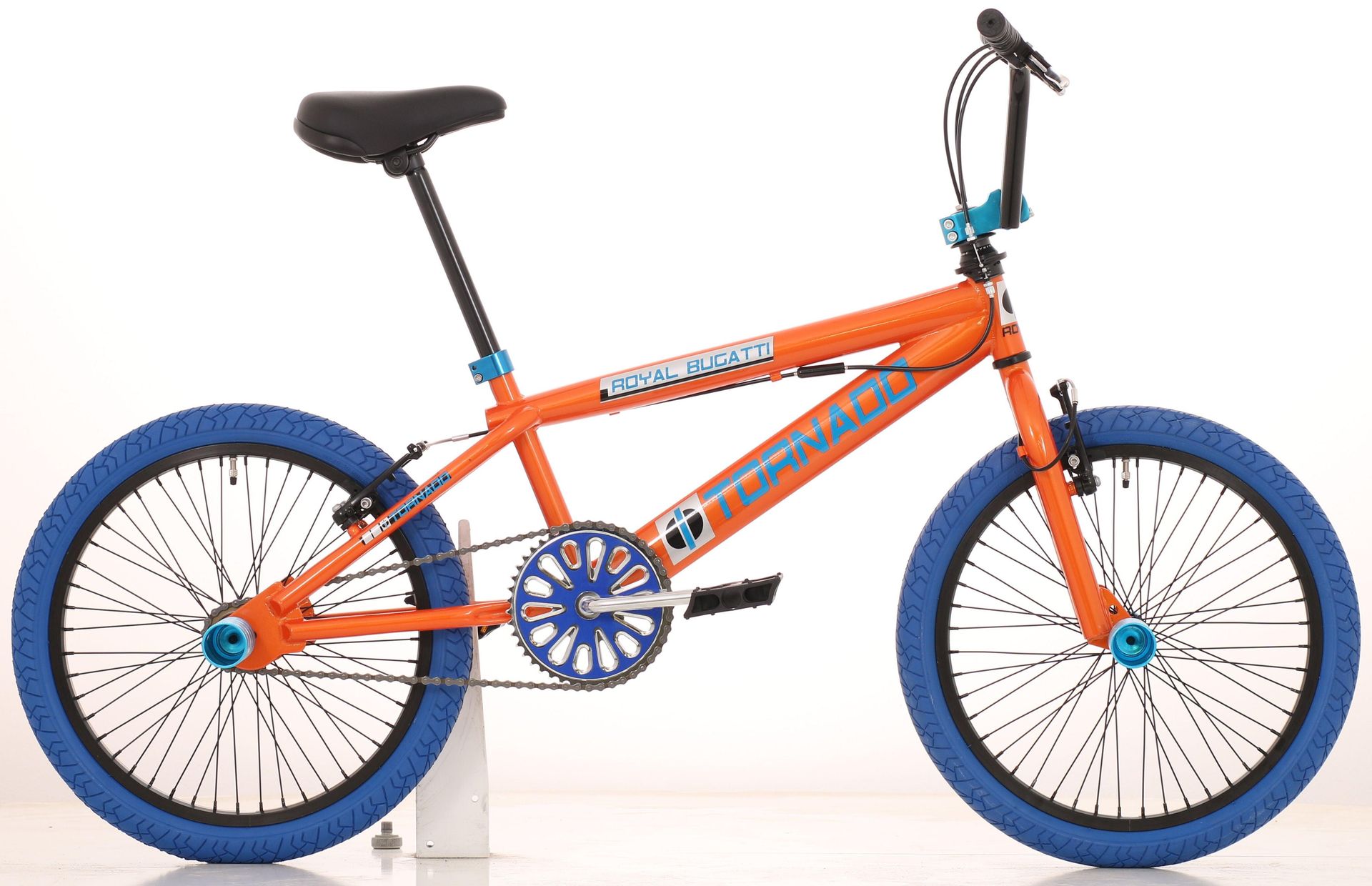 Royal Freestyle BMX 20 Bugatti - Orange z niebieskimi oponami