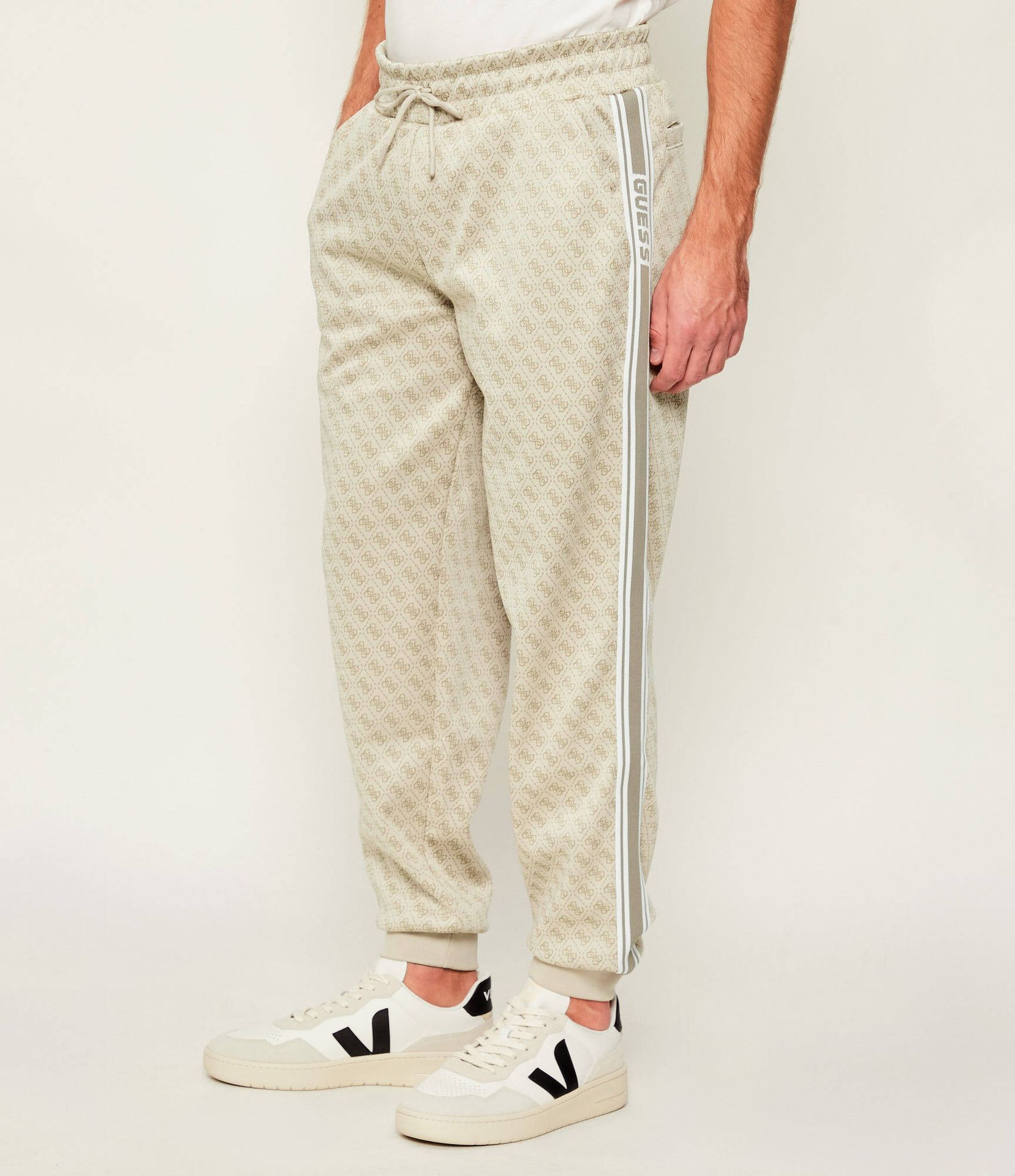 GUESS ACTIVE Spodnie dresowe PARIMO Regular Fit