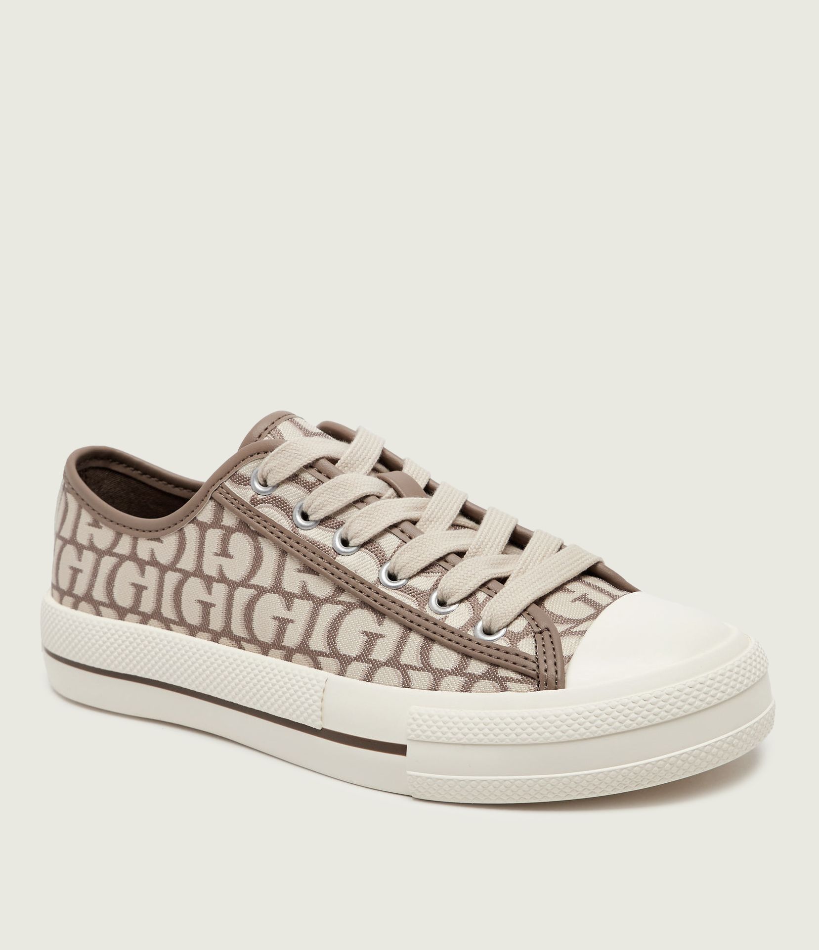 Guess Trampki Carey3