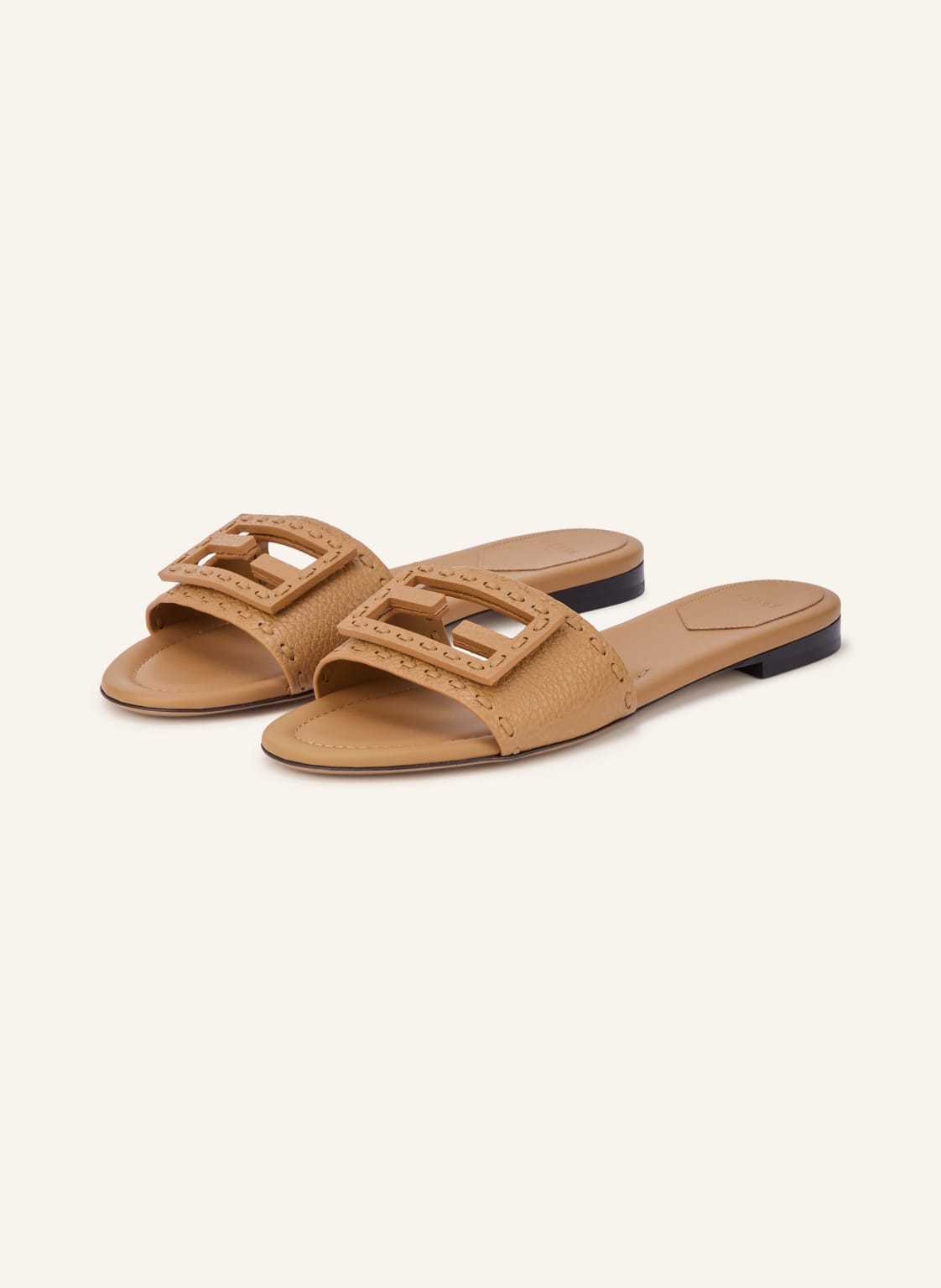 Fendi Klapki braun