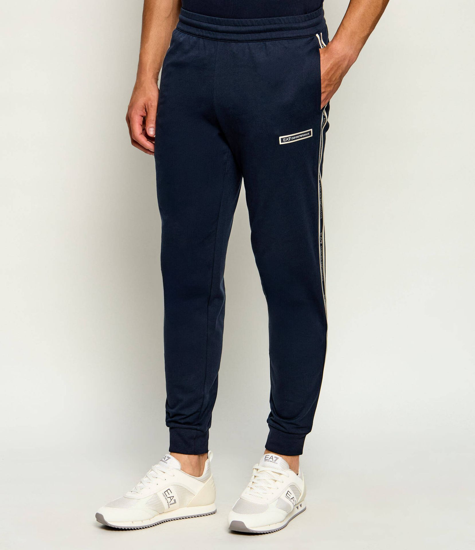 EA7 Spodnie dresowe Slim Fit
