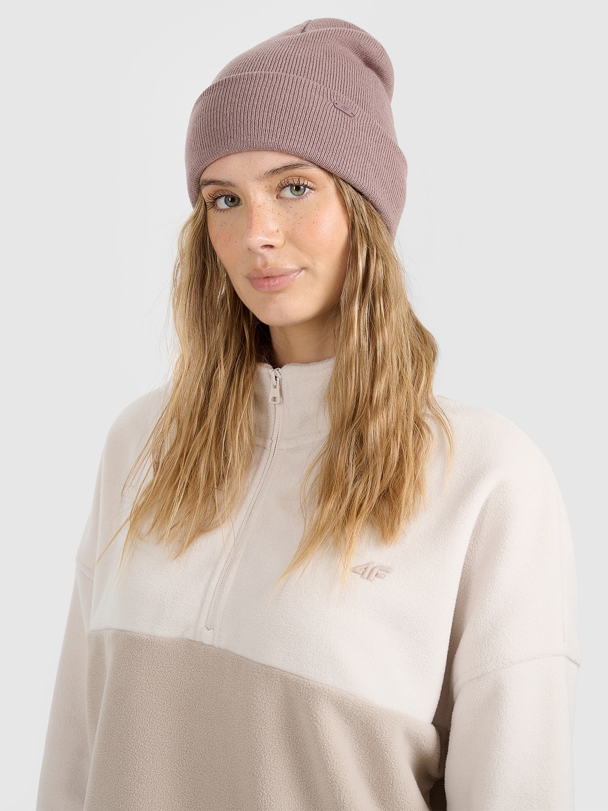 4F Czapka beanie uniseks - brązowa Uniwersalny