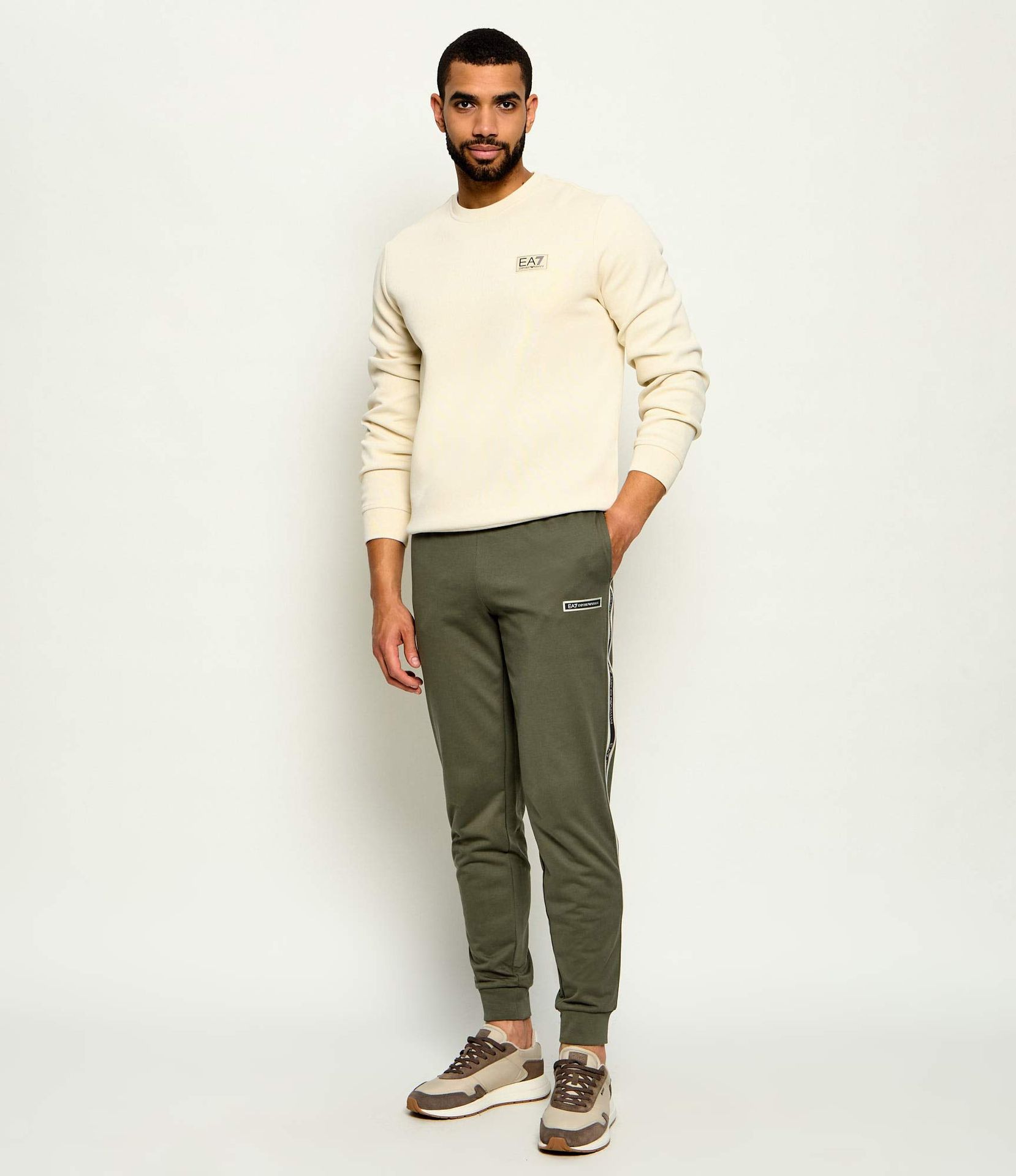 EA7 Spodnie dresowe Slim Fit