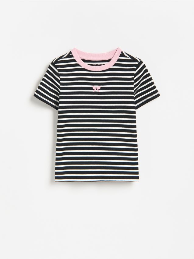 Reserved - Prążkowany t-shirt z haftem - czarny
