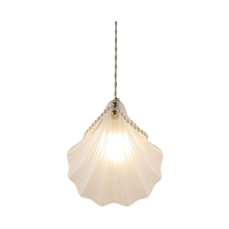 Kreatywna lampa wisząca z jedną głowicą, prosty biały klosz ze szkła, dekoracyjna lampa wisząca w kształcie muszli, idealna do szafy na poddaszu