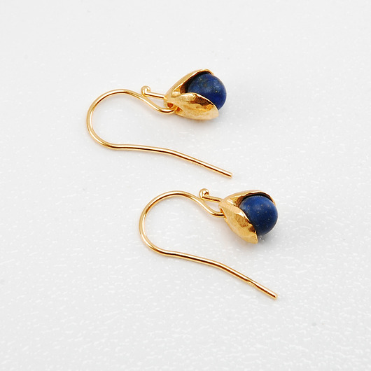 Srebrne kolczyki Konwalie z llapis lazuli
