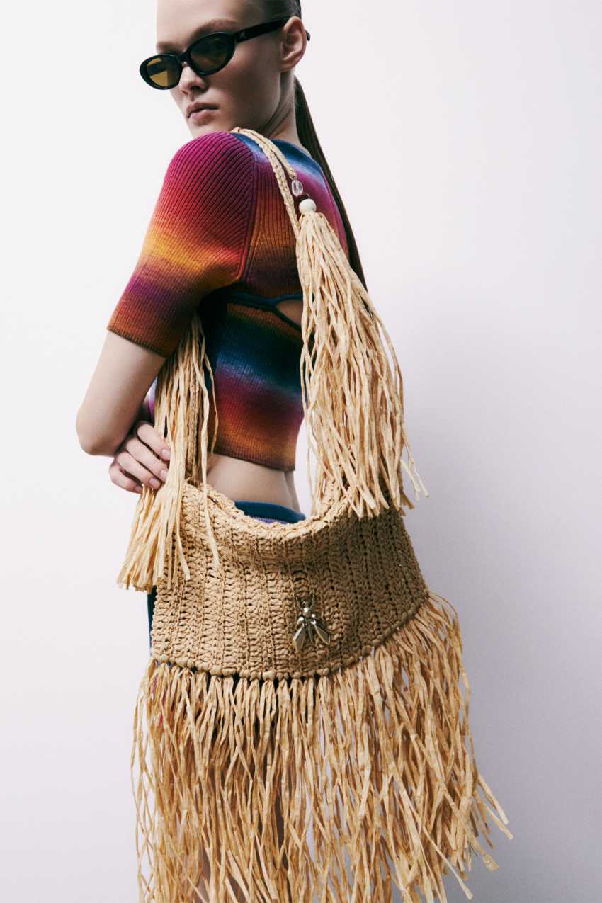 Torebka boho z rafii z frędzlami