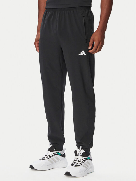 adidas Spodnie dresowe Workout Essentials KA5528 Czarny Regular Fit