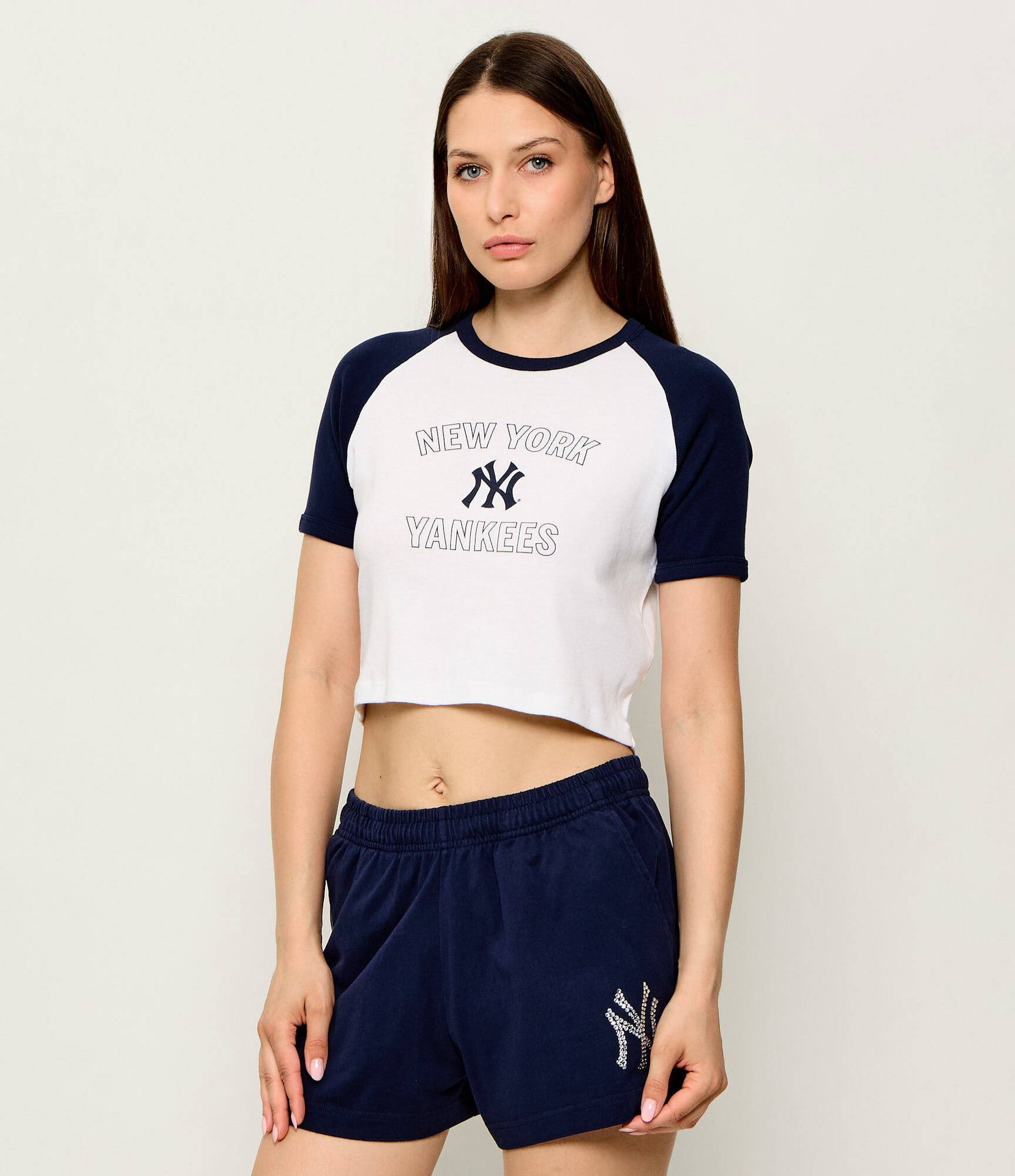 Sporty&Rich T-shirt Yankees Arch Cropped Fit