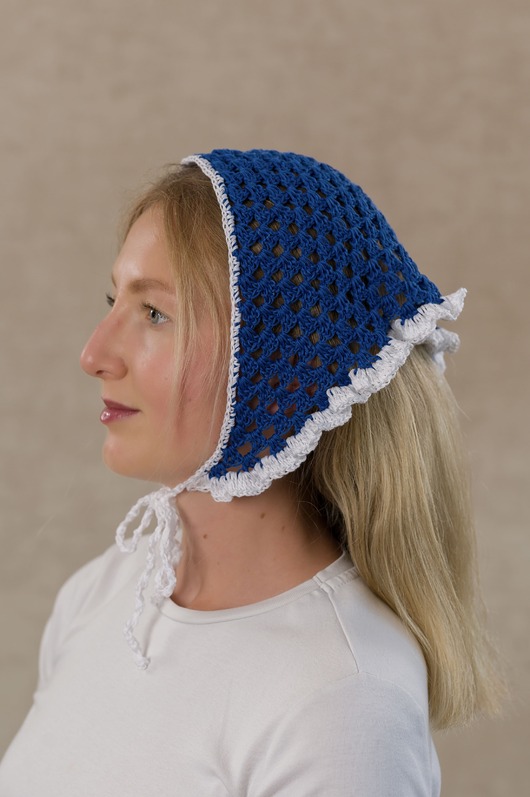 Szydełkowa chustka bandana bawełna organiczna z falbanką letnia niebieska