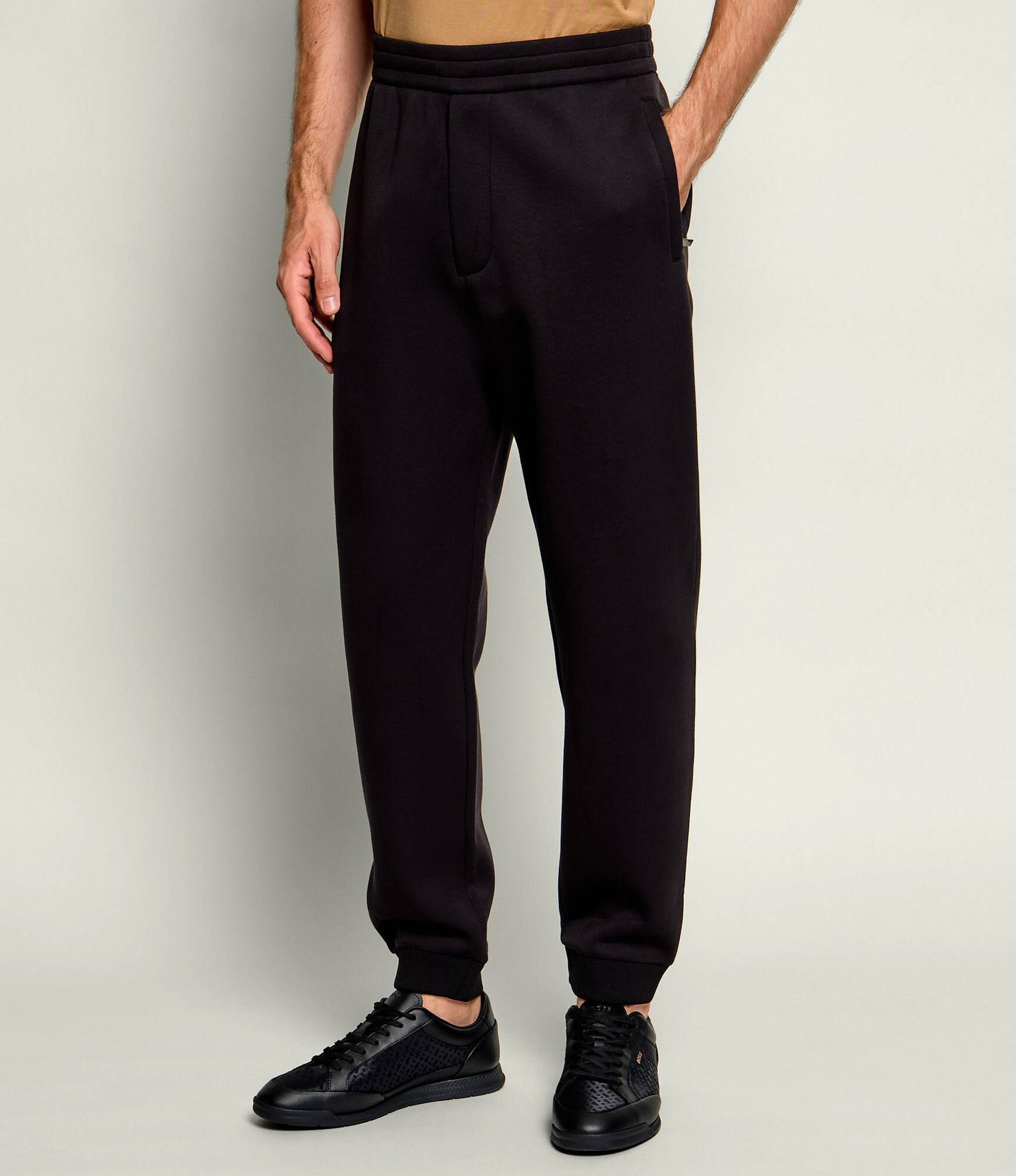 Emporio Armani Spodnie dresowe Regular Fit