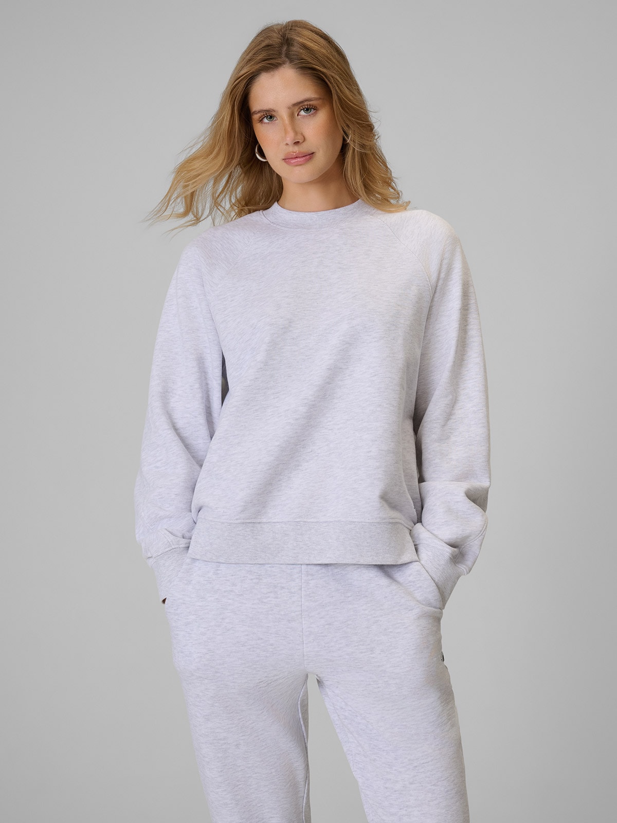 4F Bluza dresowa loose bez kaptura damska - szara XS
