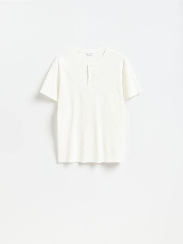 Reserved - T-shirt henley slim fit - złamana biel