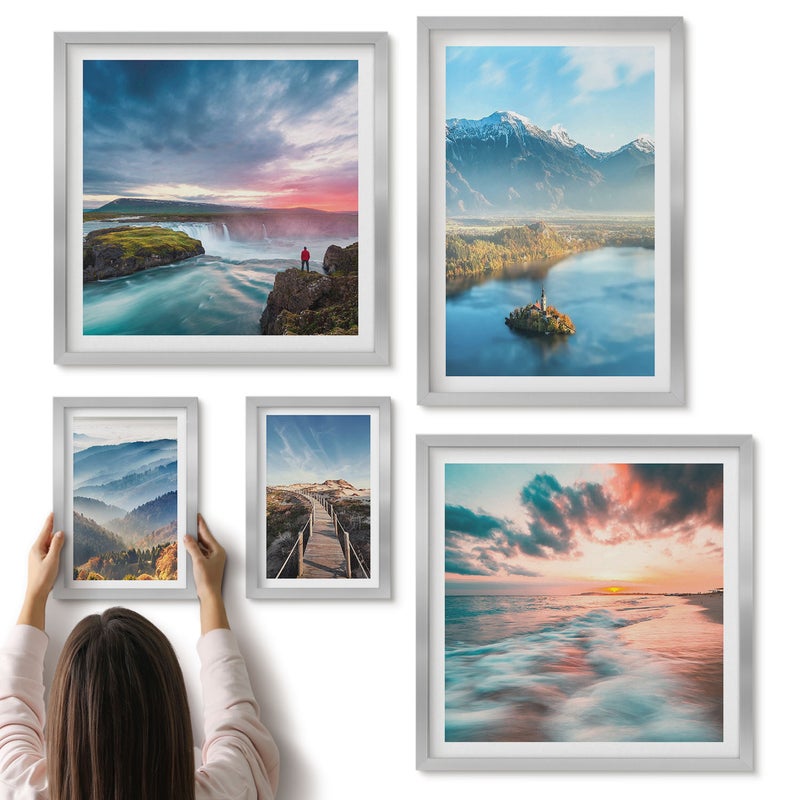 Galeria ścienna 5-częściowy komplet obrazów w srebrnych ramach - Krajobrazy natury z górami i wodospadami w tle - ArtPrintCave