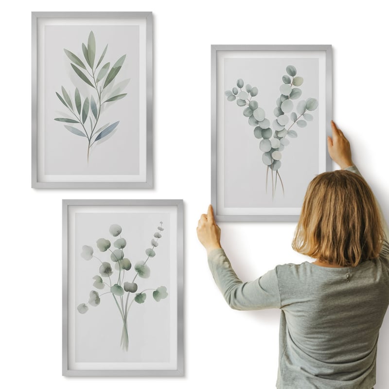 Galeria ścienna 3-częściowy komplet obrazów w srebrnych ramach - Roślinne wzory w odcieniach zieleni i szarości - ArtPrintCave