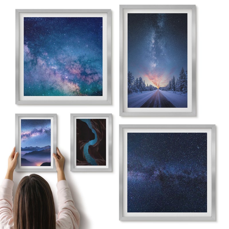 Galeria ścienna 5-częściowy komplet obrazów w srebrnych ramach - Kosmiczne pejzaże nocne z galaktykami i krajobrazami - ArtPrintCave
