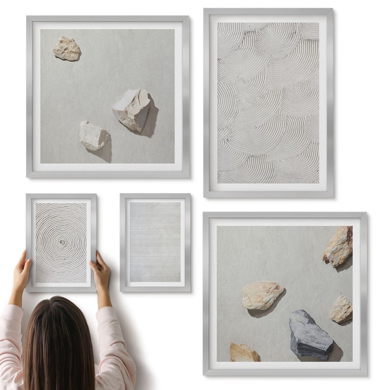 Galeria ścienna 5-częściowy komplet obrazów w srebrnych ramach - Geometryczne tektury i kamienie na piasku nowoczesne wzory - ArtPrintCave