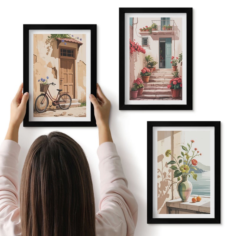 Galeria ścienna 3-częściowy komplet obrazów w czarnych ramach - Malowane uliczki z kwiatami i rowerem - ArtPrintCave