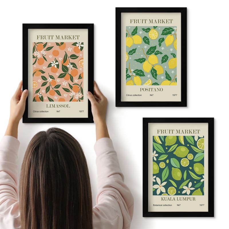 Galeria ścienna 3-częściowy komplet obrazów w czarnych ramach - Owocowe wzory z cytrusami i kwiatami vintage - ArtPrintCave