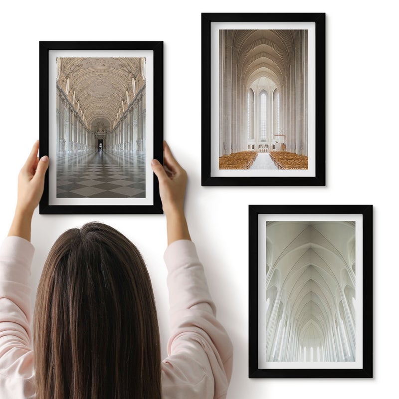 Galeria ścienna 3-częściowy komplet obrazów w czarnych ramach - Wnętrza historycznych budowli i katedr - ArtPrintCave