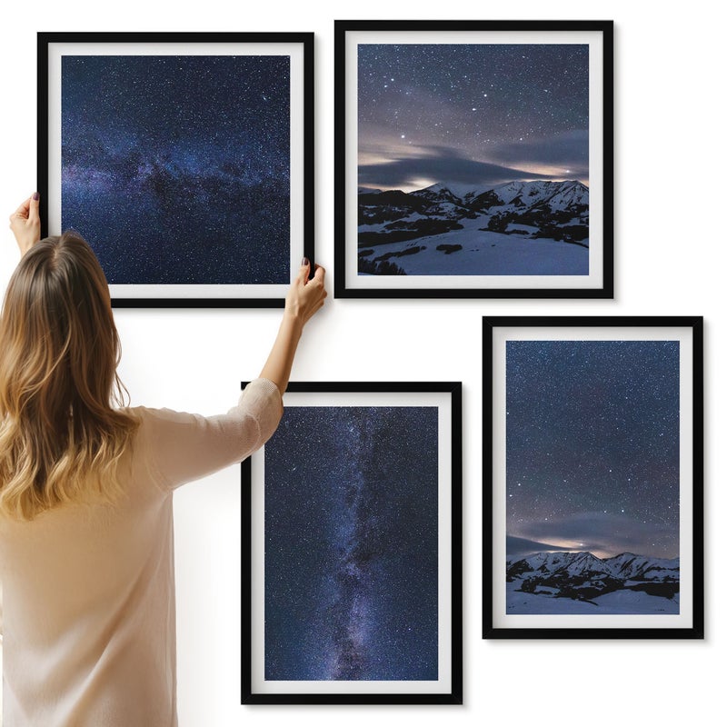 Galeria ścienna 4-częściowy komplet obrazów w czarnych ramach - Nocne niebo z gwiazdami i górskim krajobrazem - ArtPrintCave