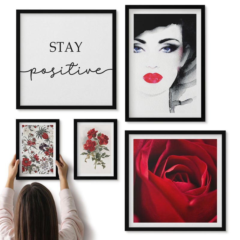 Galeria ścienna 5-częściowy komplet obrazów w czarnych ramach - Kobiece portrety i kwiatowe motywy w stylu vintage - ArtPrintCave