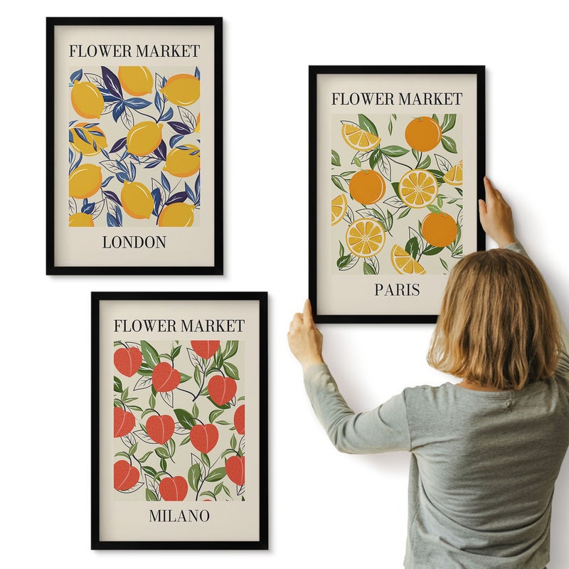 Galeria ścienna 3-częściowy komplet obrazów w czarnych ramach - Kwiatowe postery w Londynie Mediolanie i Paryżu - ArtPrintCave