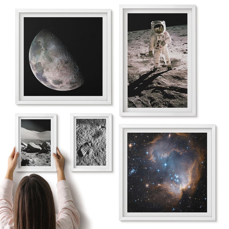 Galeria ścienna 5-częściowy komplet obrazów w białych ramach - Kosmiczne odkrycia i tajemnice wszechświata - ArtPrintCave